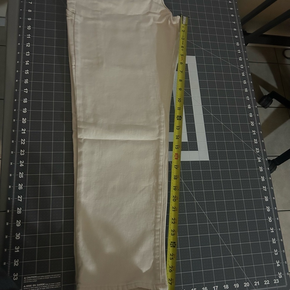 Jeans - Picture 7 of 9